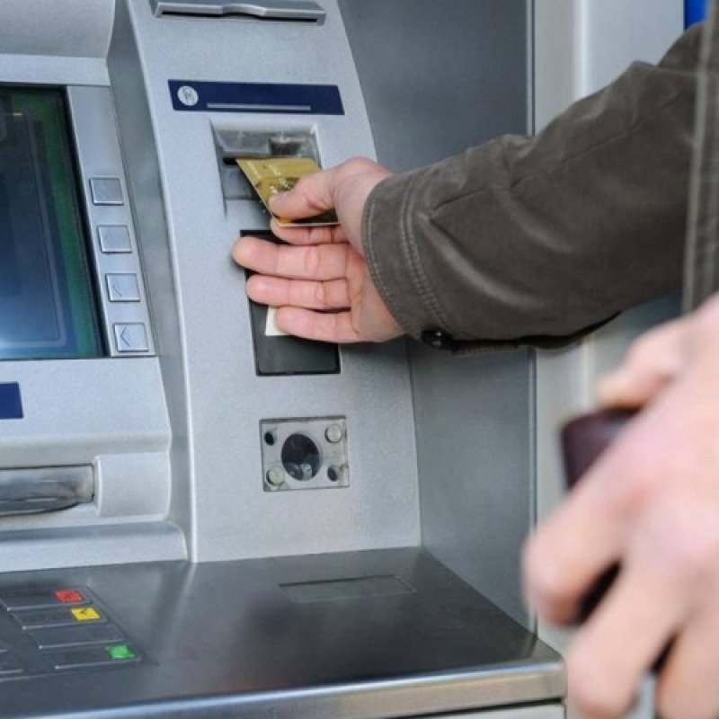 Adamlara pensiya vermək dövrü bitir?